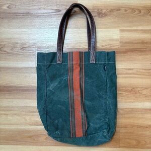 Maika Market Tote Bag